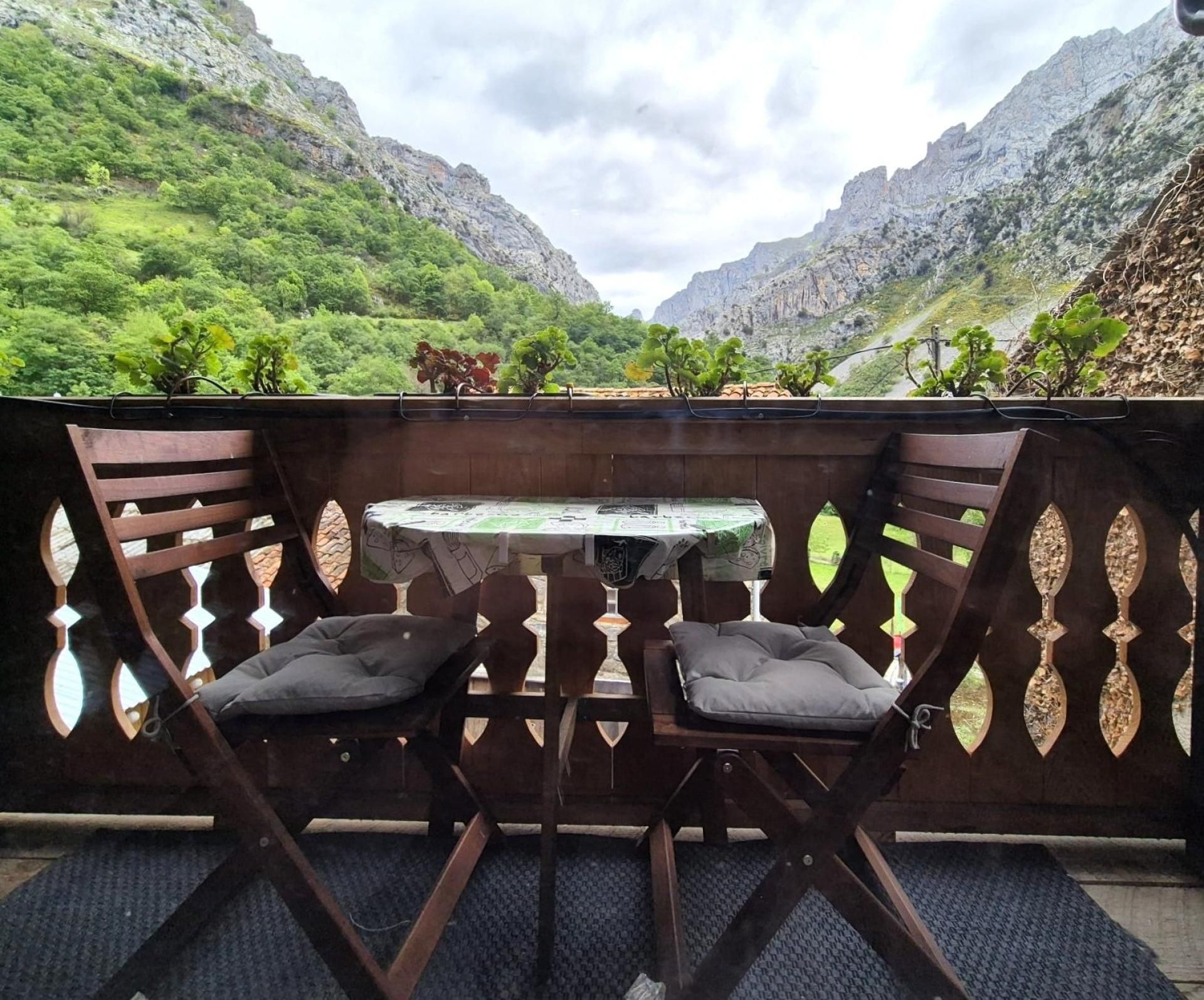 Terrace of Country house for sale in Posada de Valdeón  with Heating and Balcony