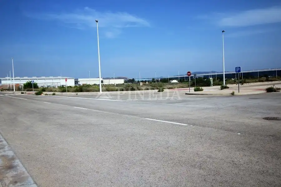 Terreno industrial en venta en Avenida DE LA MAR, Playa Puerto de Sagunto