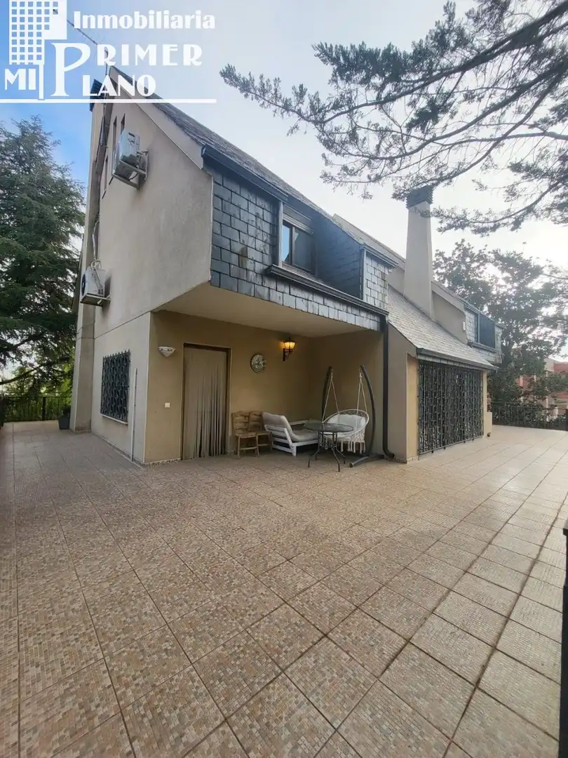 Vista exterior de Casa o chalet en venta en Tomelloso con Aire acondicionado, Jardín privado y Terraza