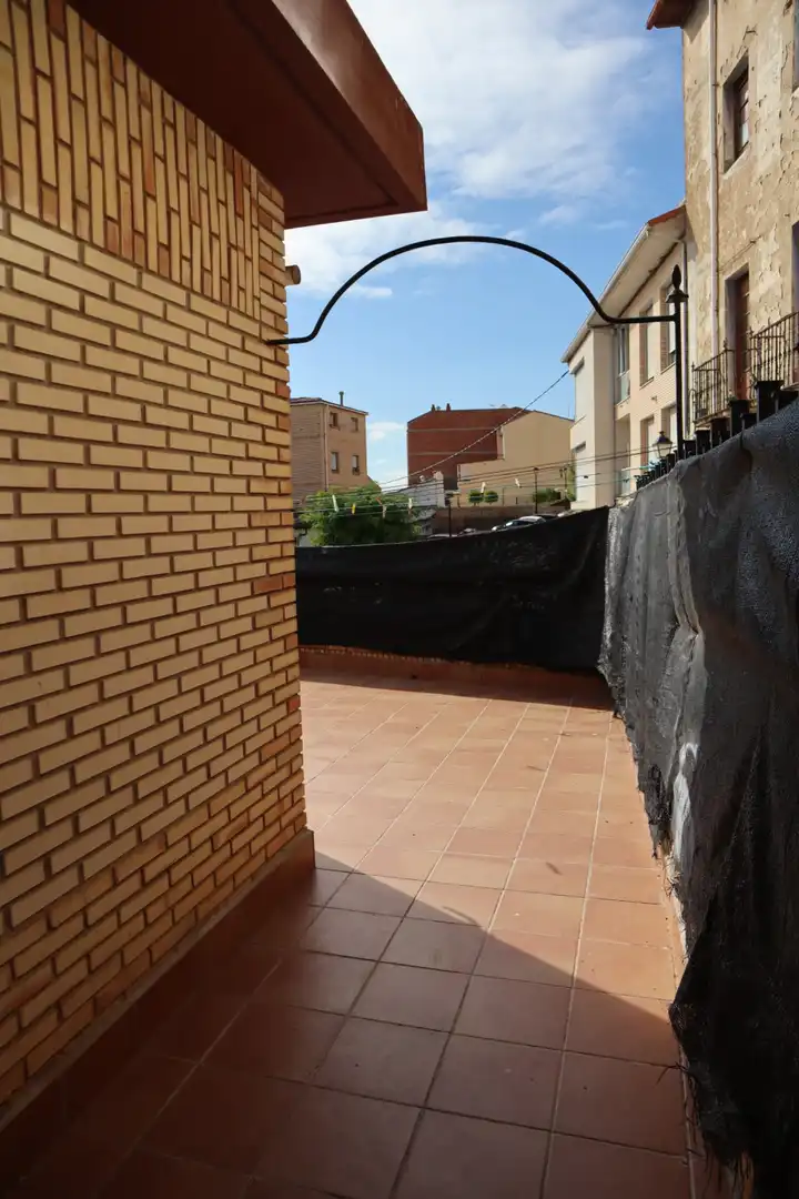 Houses for sale in Funes - Calle Mayor, 22, Funes