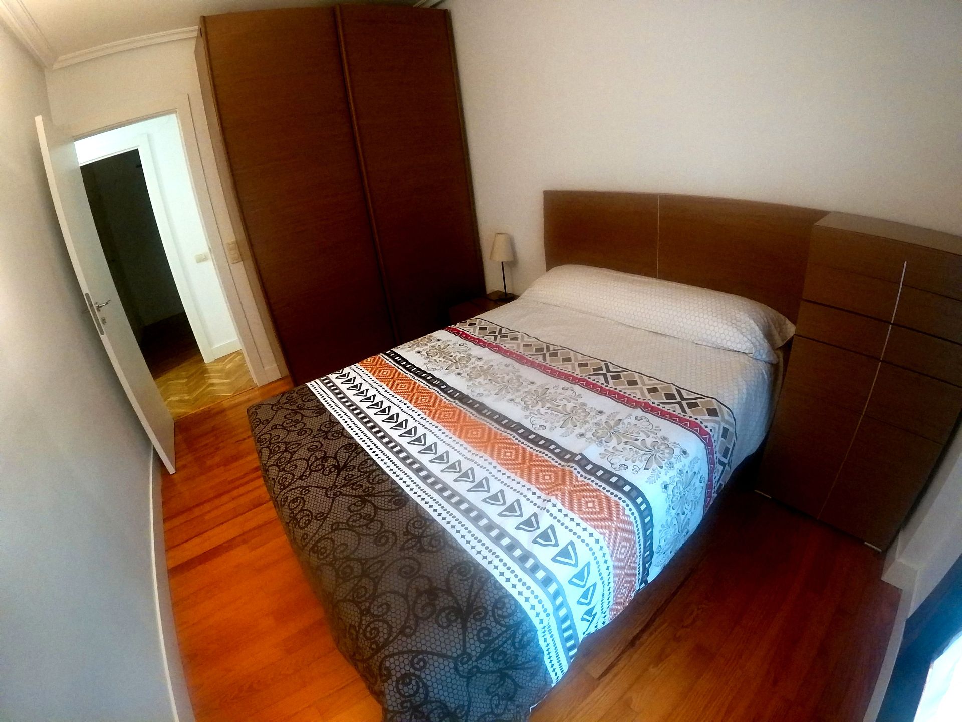 Bedroom of Flat to rent in Donostia - San Sebastián   with Heating, Parquet flooring and Furnished