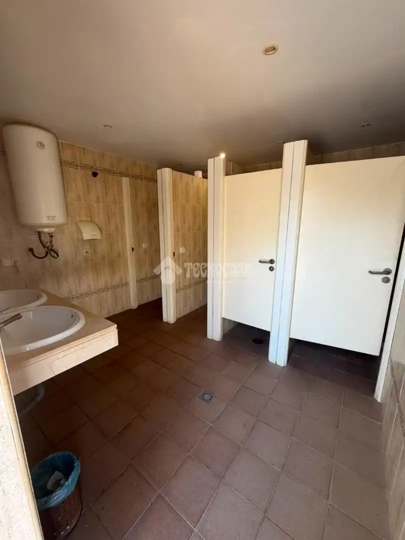 Baño de Piso en venta en Manilva con Aire acondicionado y Terraza