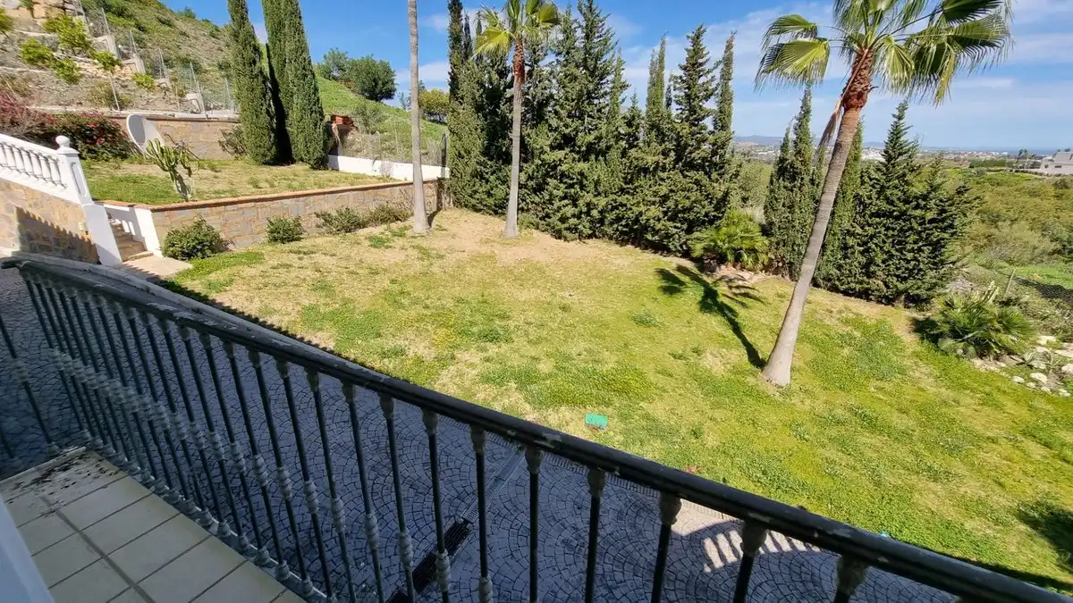 Jardí de Casa o xalet de lloguer en Benahavís amb Aire condicionat, Jardí privat i Terrassa