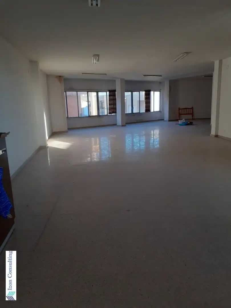 Local comercial en venda a Casas-Ibáñez, imagen 8