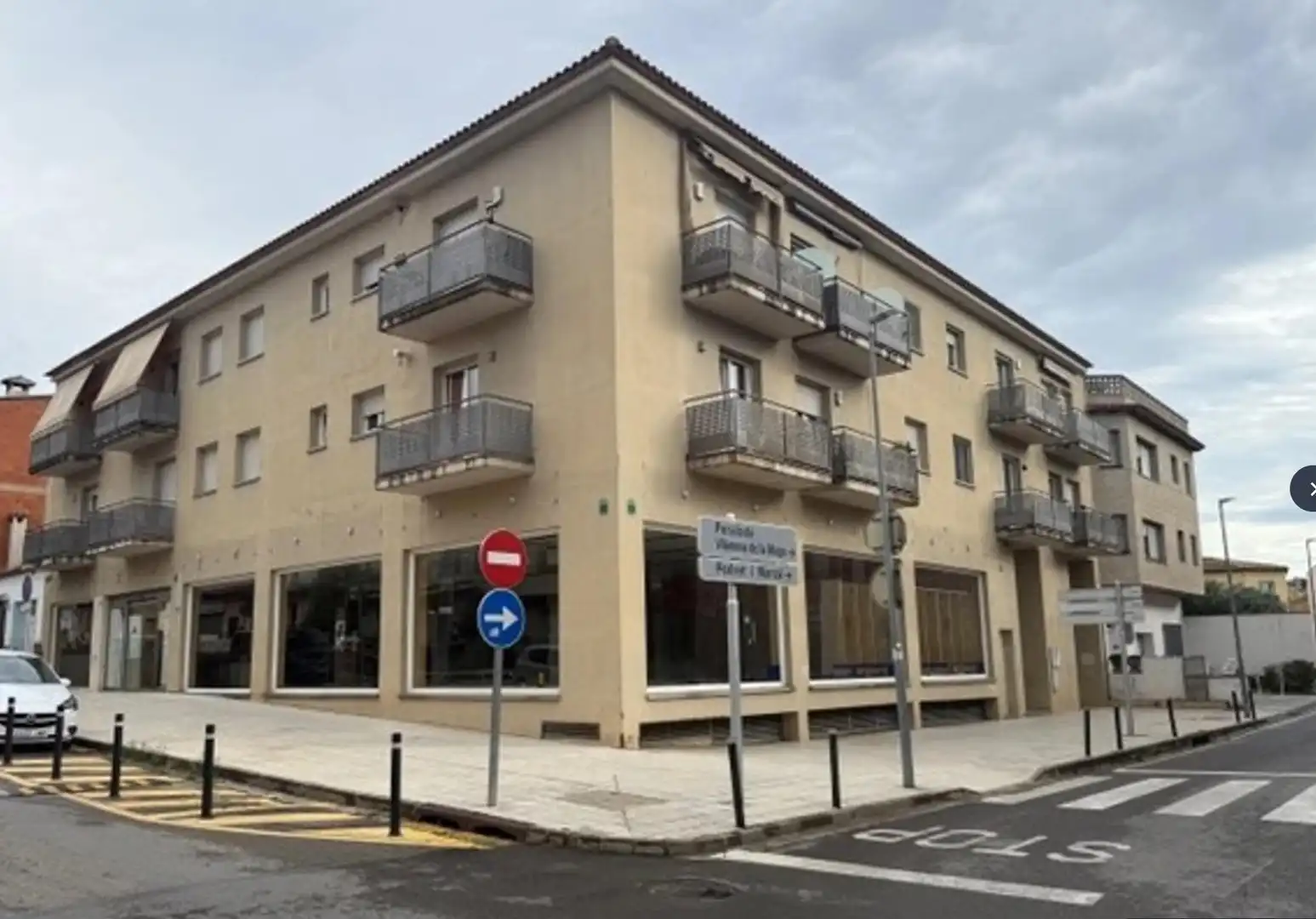 Local comercial en venta en Carrer Carrer Cadaqués, imagen 6