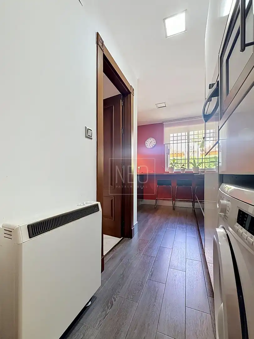 Casa adosada en venta en Peligros con Aire acondicionado, Calefacción y Jardín privado
