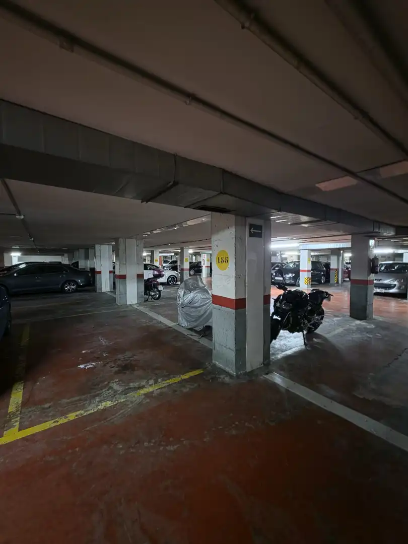 Parkplatz von Wohnung zum Verkauf in Tarragona mit Klimaanlage, Terrasse und Ofen