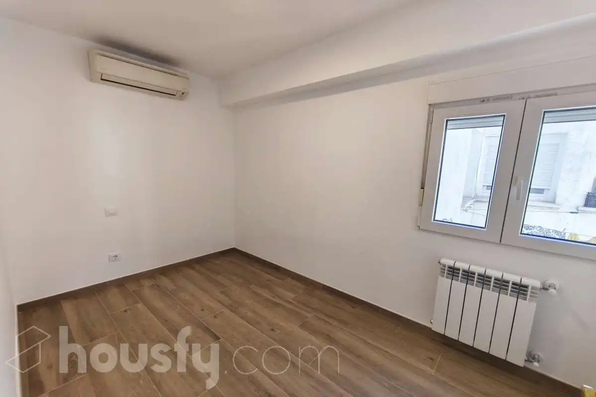 Schlafzimmer von Wohnung zur Miete in Madrid mit Klimaanlage, Heizung und Terrasse