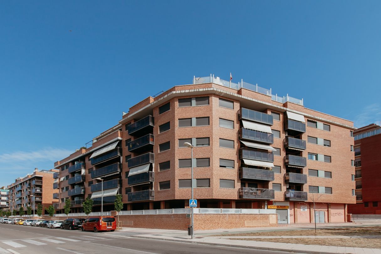 Exterior view of Flat for sale in  Huesca Capital  with Air Conditioner, Heating and Terrace