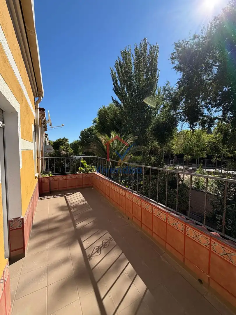 Casa bifamiliare con piscina in affitto a Alfonso X el Sabio, imagen 23