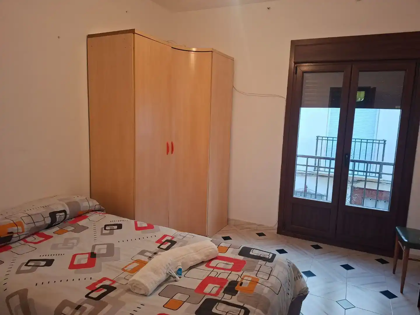 Dormitori de Pis en venda en Cuevas Bajas amb Moblat i Balcó