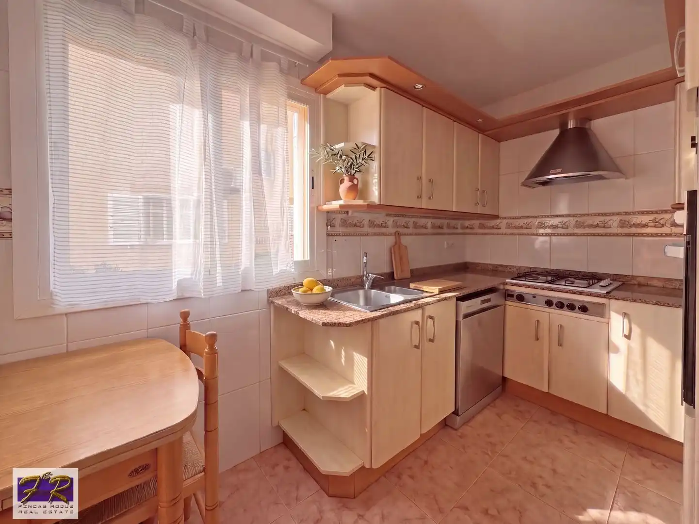 Kitchen of Houses for sale in Alcúdia  with Air Conditioner, Terrace and Storage room
