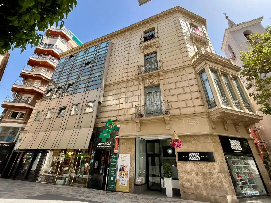 Vista exterior de Pis en venda en Murcia amb Balcó
