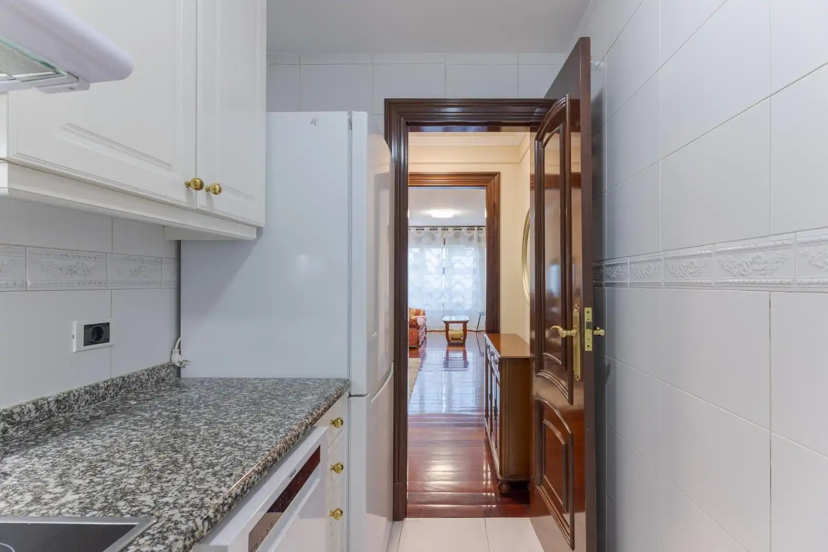 Flat for rent in Calle EDUARDO IGLESIAS, Centro - Areal