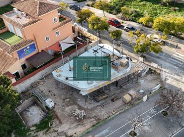 Villa in vendita a Calle Clara Campoamor