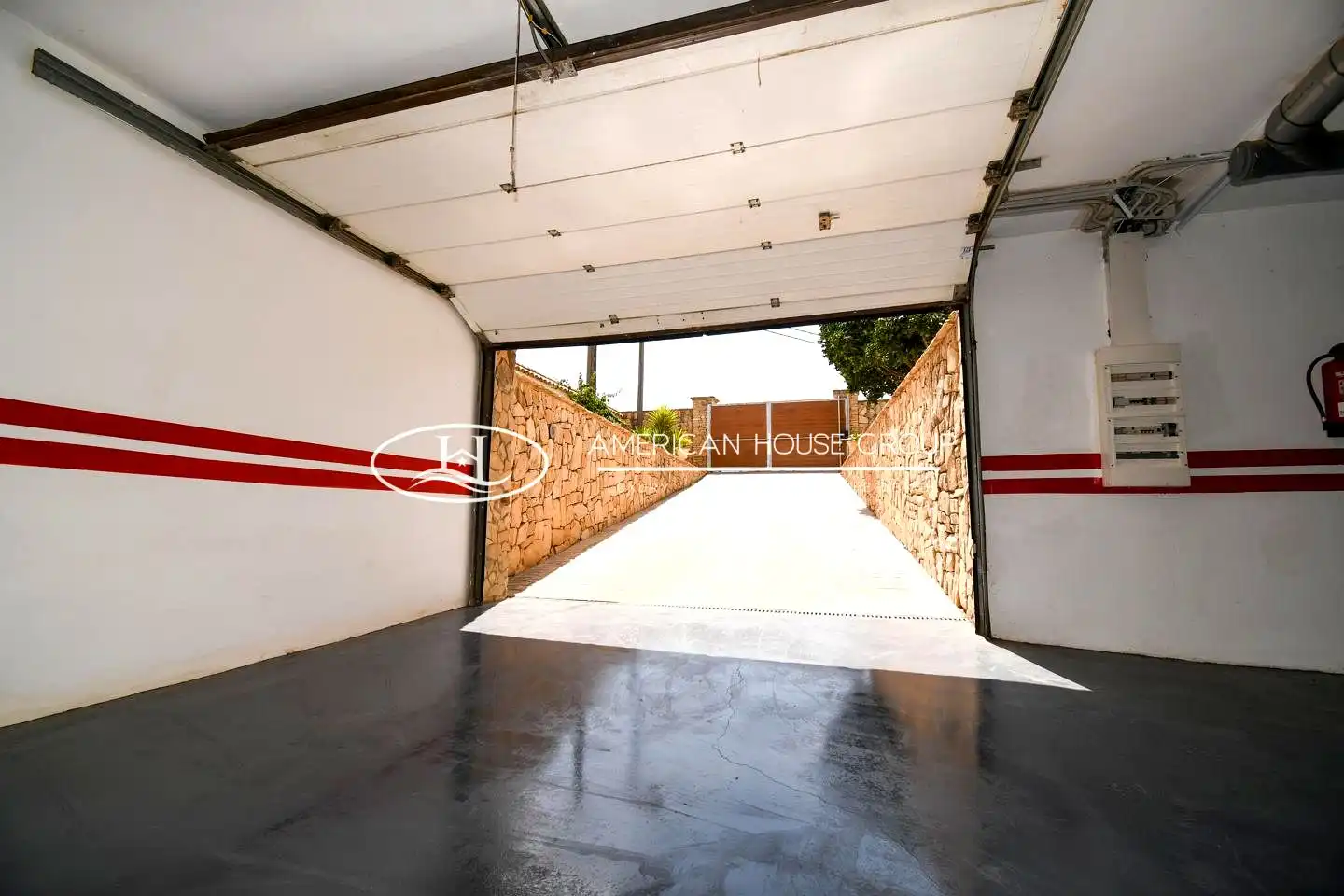 Houses for sale in Chiclana de la Frontera  with Air Conditioner, Heating and Private garden