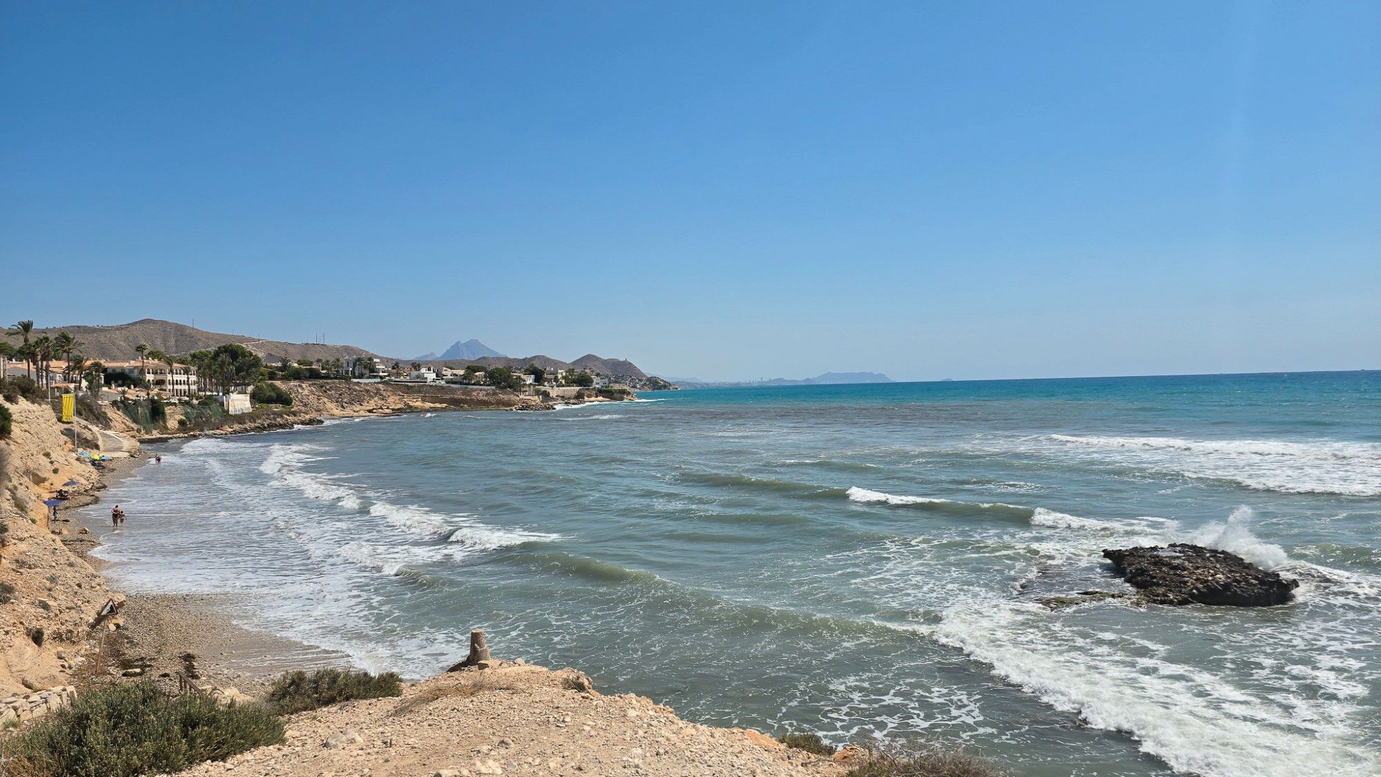Vista exterior de Casa adosada en venta en El Campello con Aire acondicionado, Calefacción y Jardín privado