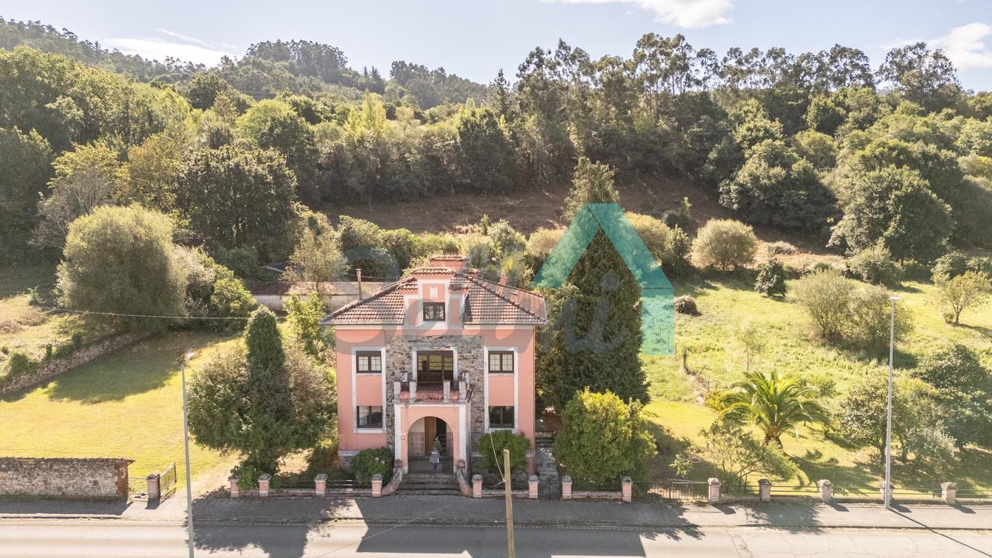 Vista exterior de Casa o chalet en venta en Grado con Calefacción, Jardín privado y Parquet