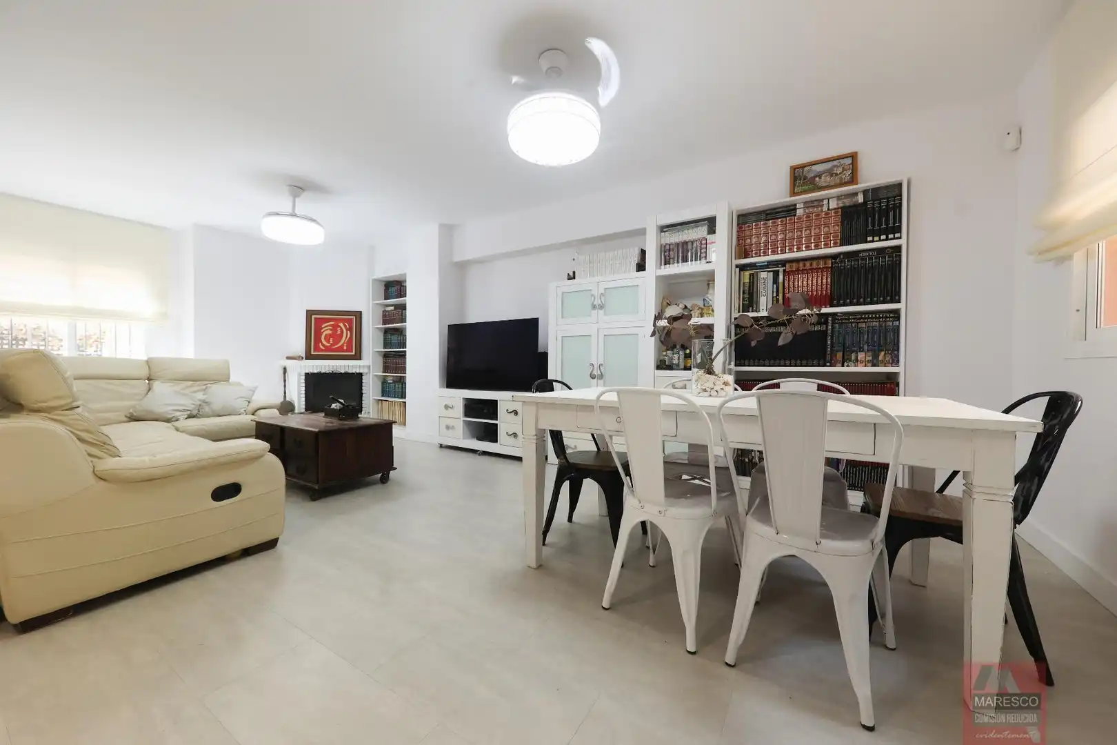 Living room of Detached homes for sale in Mijas  with Air Conditioner, Heating and Terrace