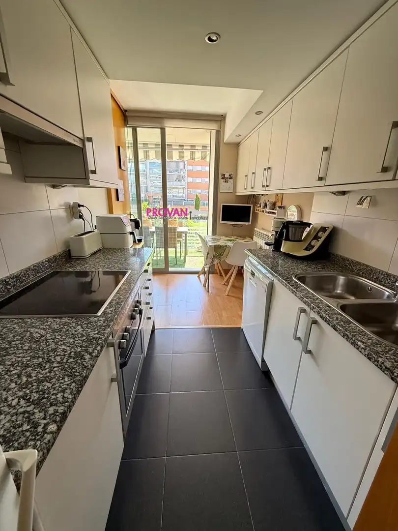 Piso en venta en Parla Este