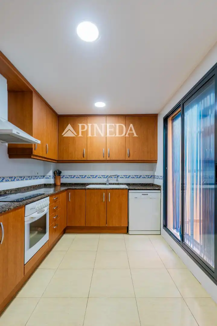 Cocina de Casa adosada en venta en Puçol con Calefacción, Terraza y Trastero