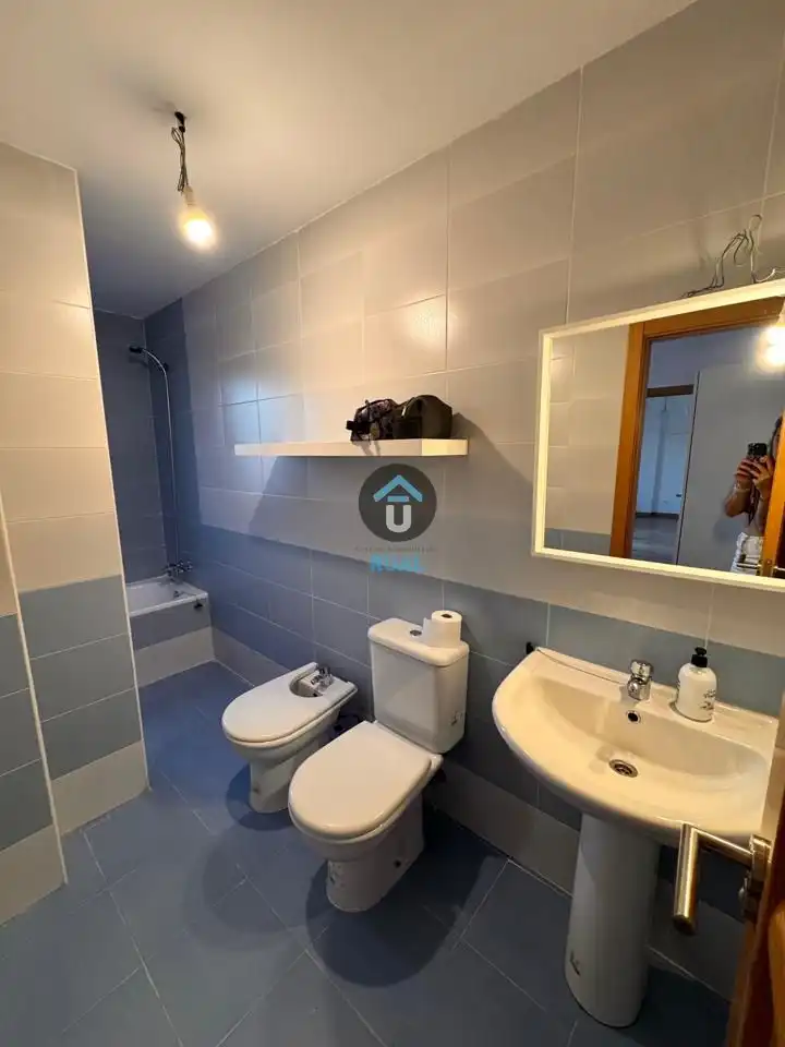 Bathroom of Flat for sale in Talavera de la Reina  with Terrace, Storage room and Furnished