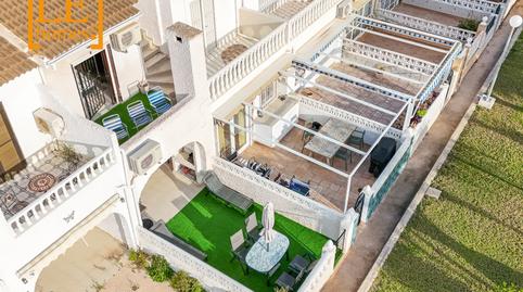 Foto 5 de Casa adosada en venda a Calle la Calera, 57, Nueva Torrevieja, Torrevieja