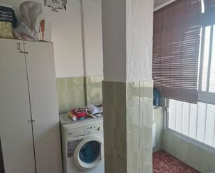 Cuina de Pis de lloguer en  Jaén Capital amb Aire condicionat, Traster i Moblat