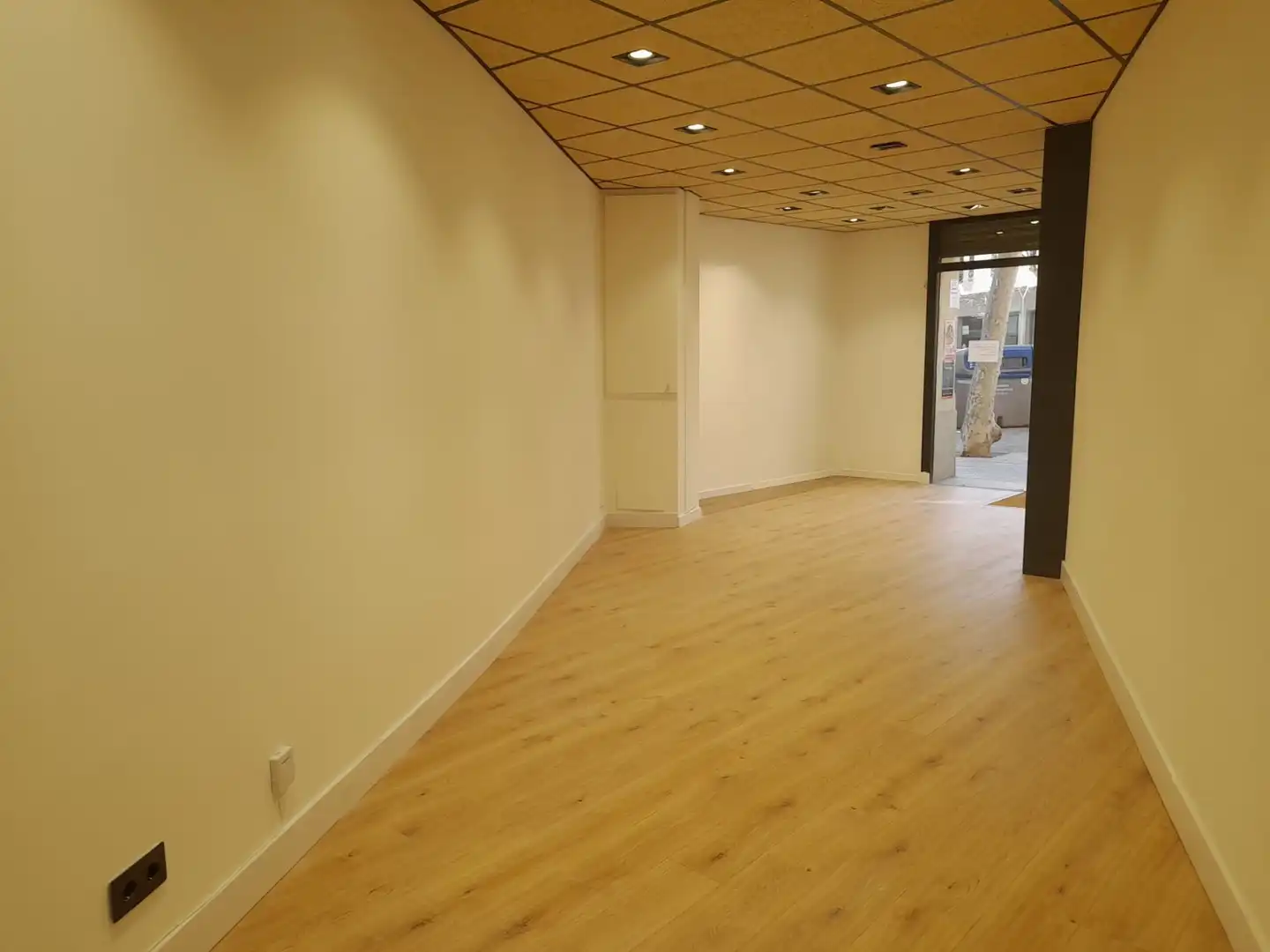 Local comercial en venta en MUNTANER, imagen 4