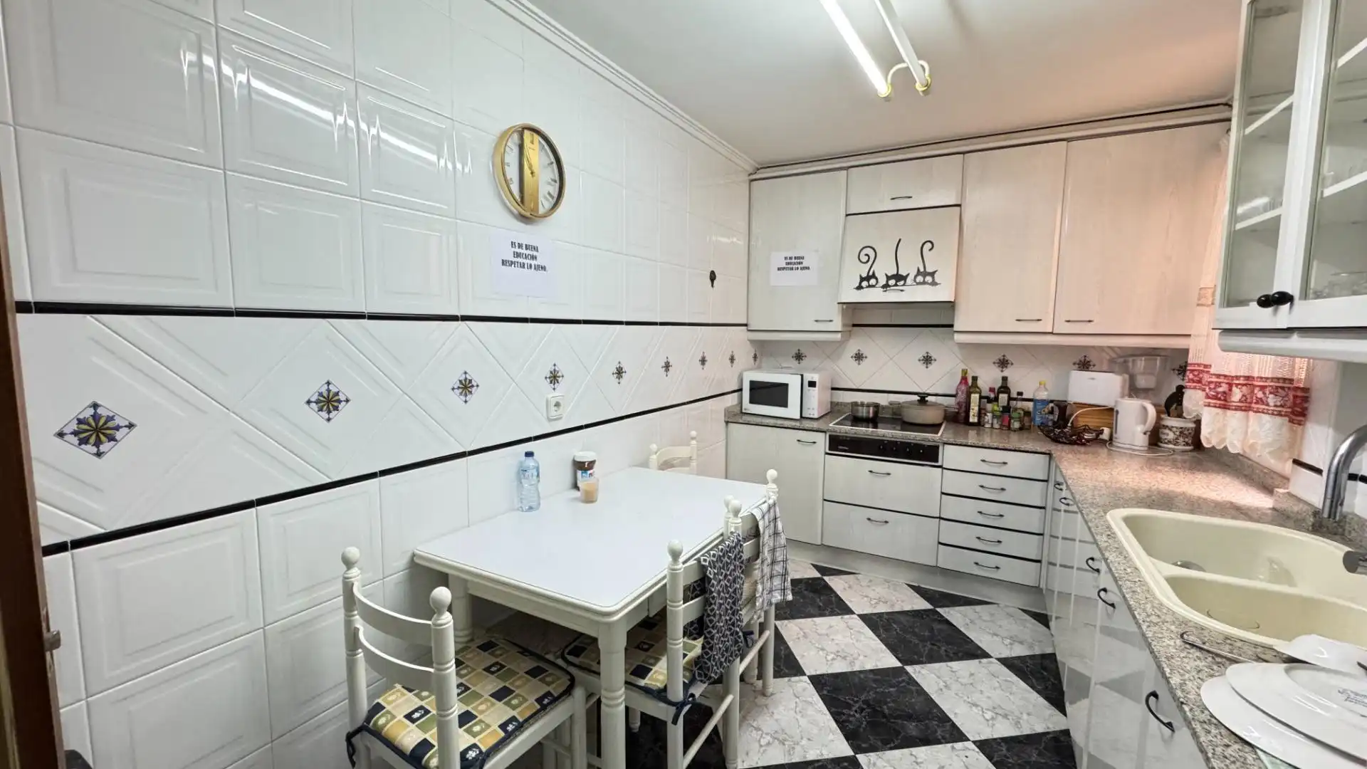 Cocina de Piso para compartir en Alicante / Alacant con Terraza, Amueblado y Alarma