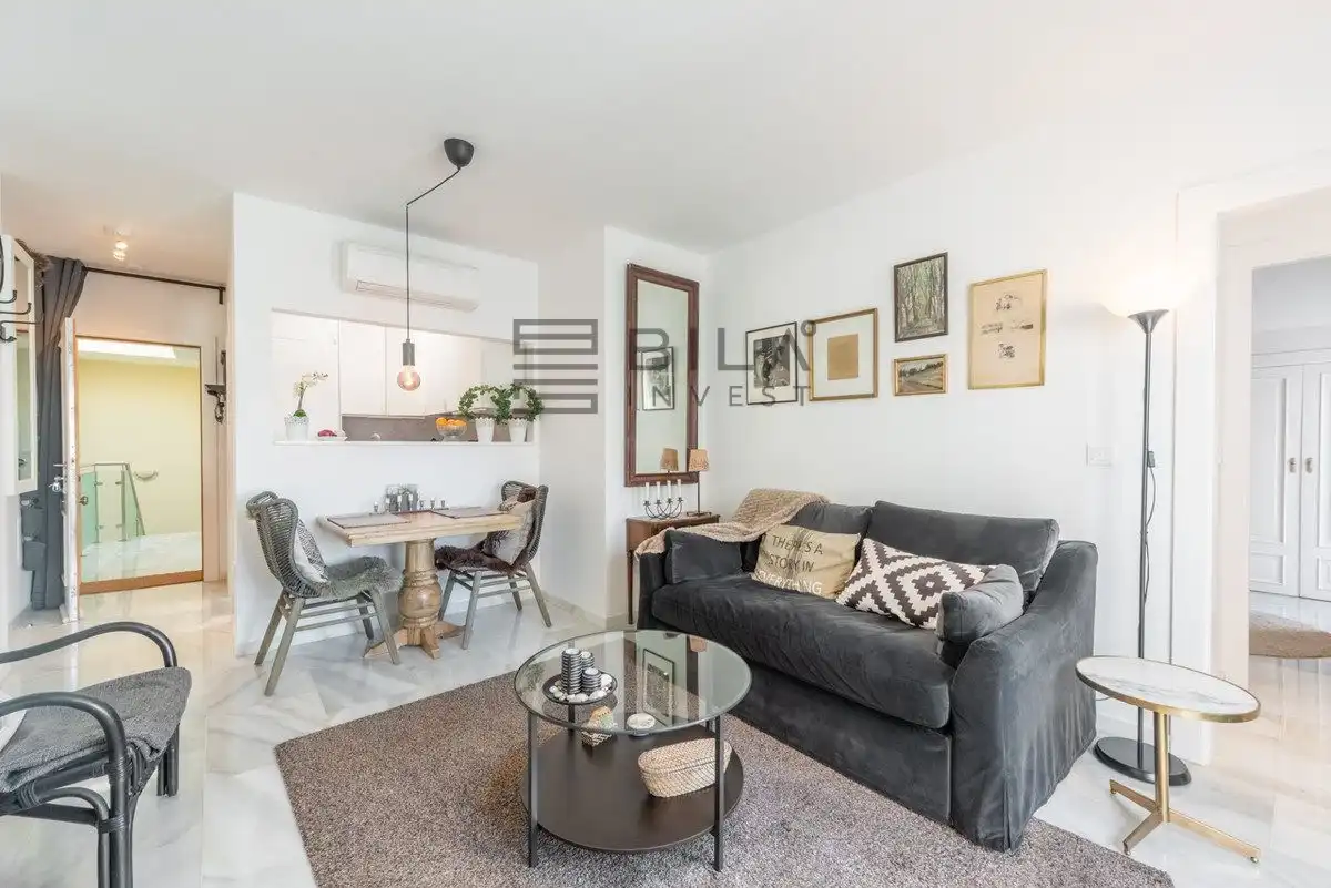 Ático con ascensor en venta en C/ Marbella, imagen 4