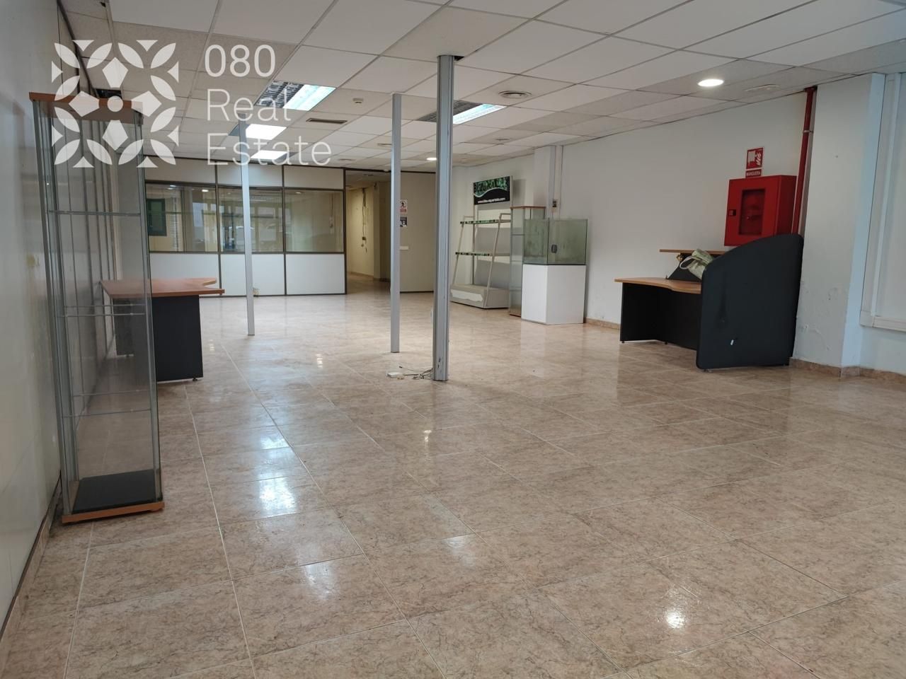 Premises for sale in Carrer d'Escornalbou, El Guinardó