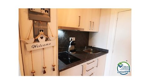 Foto 5 de Estudio en venta en Calle de L'alhambra, 47, Nord, Roses