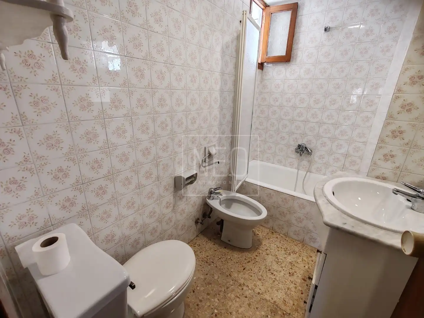 Bathroom of Flat for sale in Dénia  with Air Conditioner, Private garden and Terrace