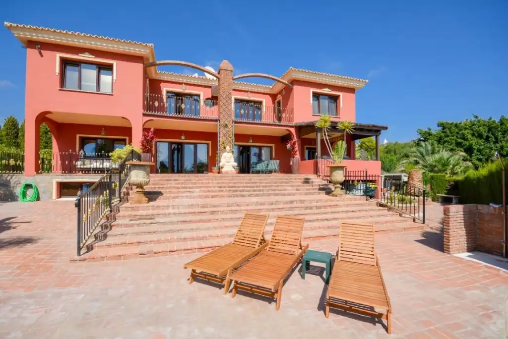 Villa con piscina in vendita a La Capellanía - El Higuerón, imagen 2