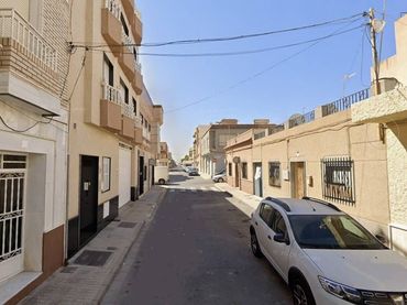 Casa in vendita a Calle LINEA LA (E) 12