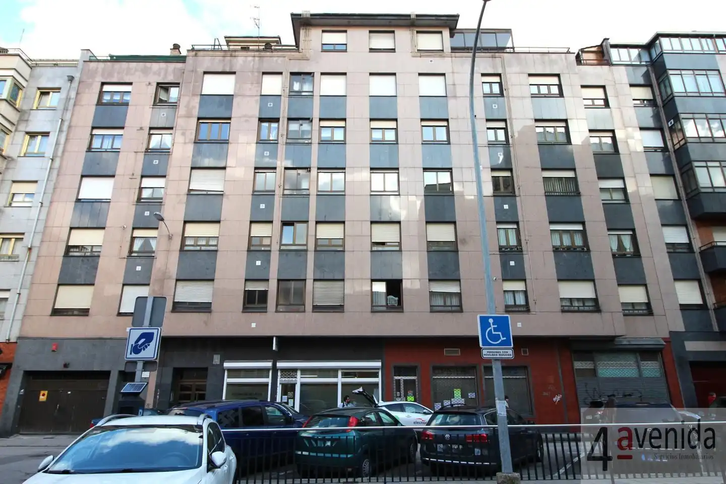 Pis en venda a La Villa - Bazuelo