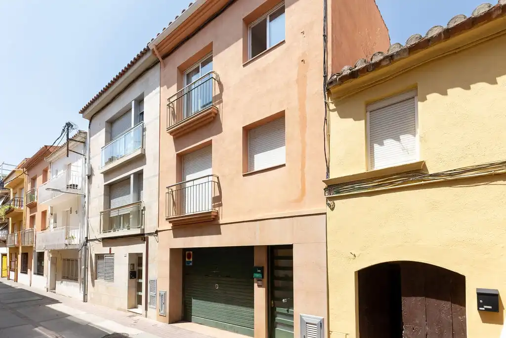 Vista exterior de Apartamento en venta en Sant Andreu de Llavaneres con Calefacción, Parquet y Terraza