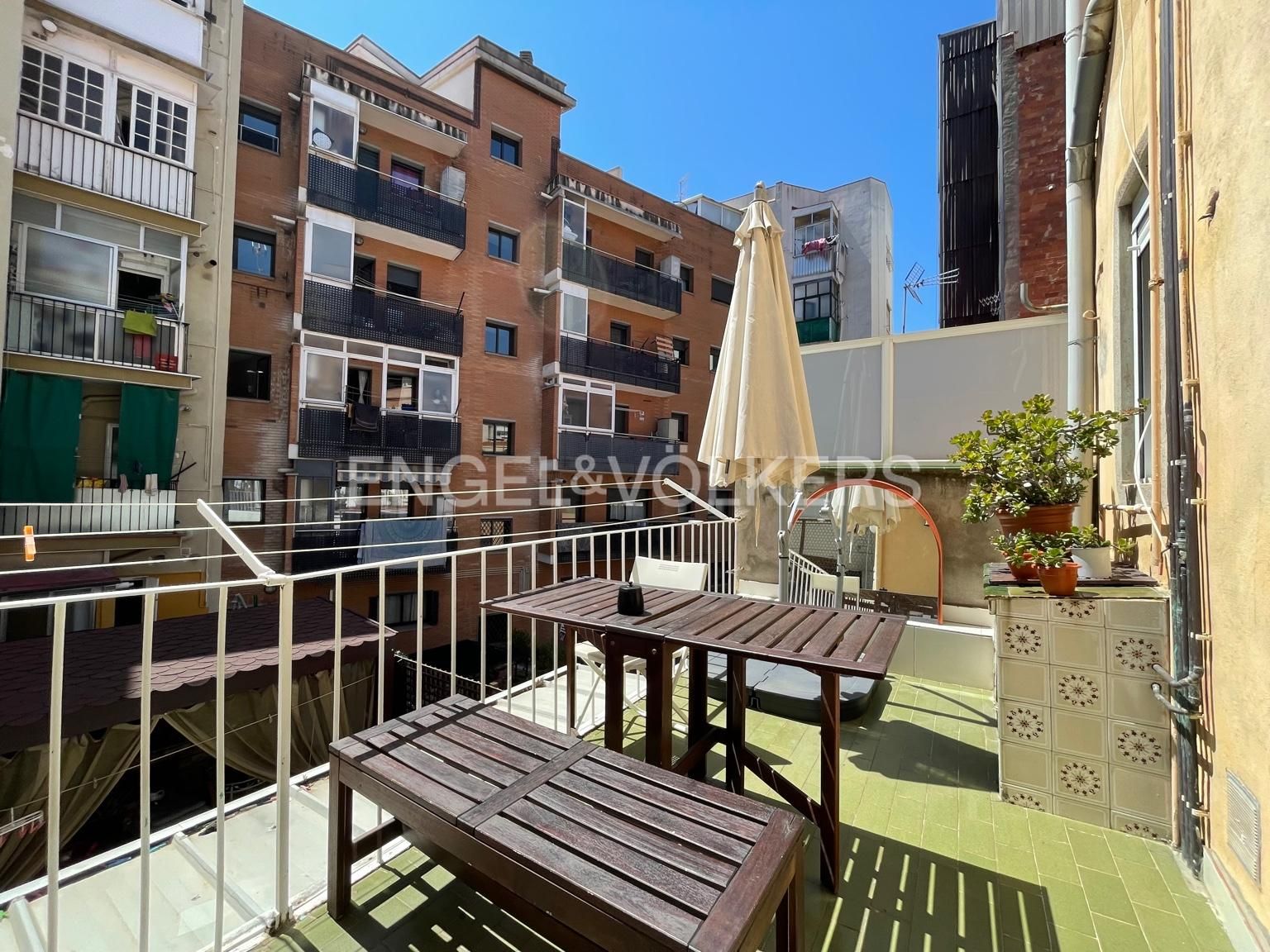 Terrace of Apartment for sale in L'Hospitalet de Llobregat  with Air Conditioner, Heating and Parquet flooring
