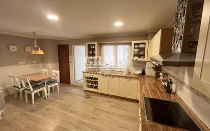 Kitchen of Flat for sale in  Albacete Capital  with Air Conditioner, Heating and Balcony