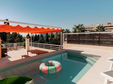 Àtic amb piscina en venda a Marbella Centro