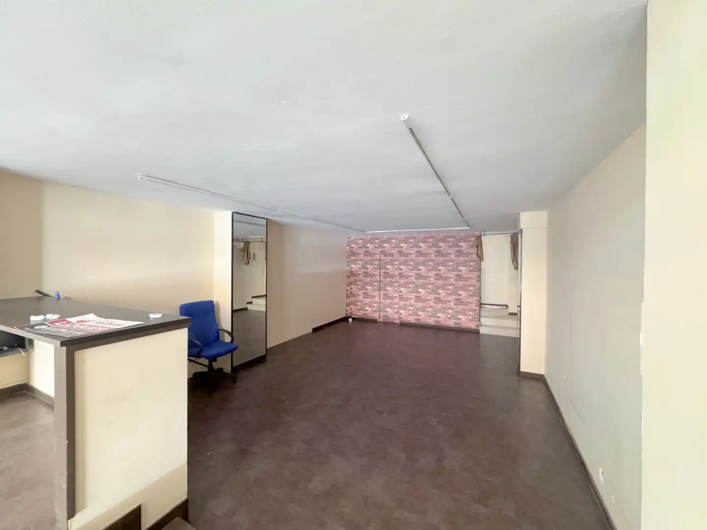 Local comercial de lloguer a Carrer de Francesc Macià i Llussà 11, imagen 4