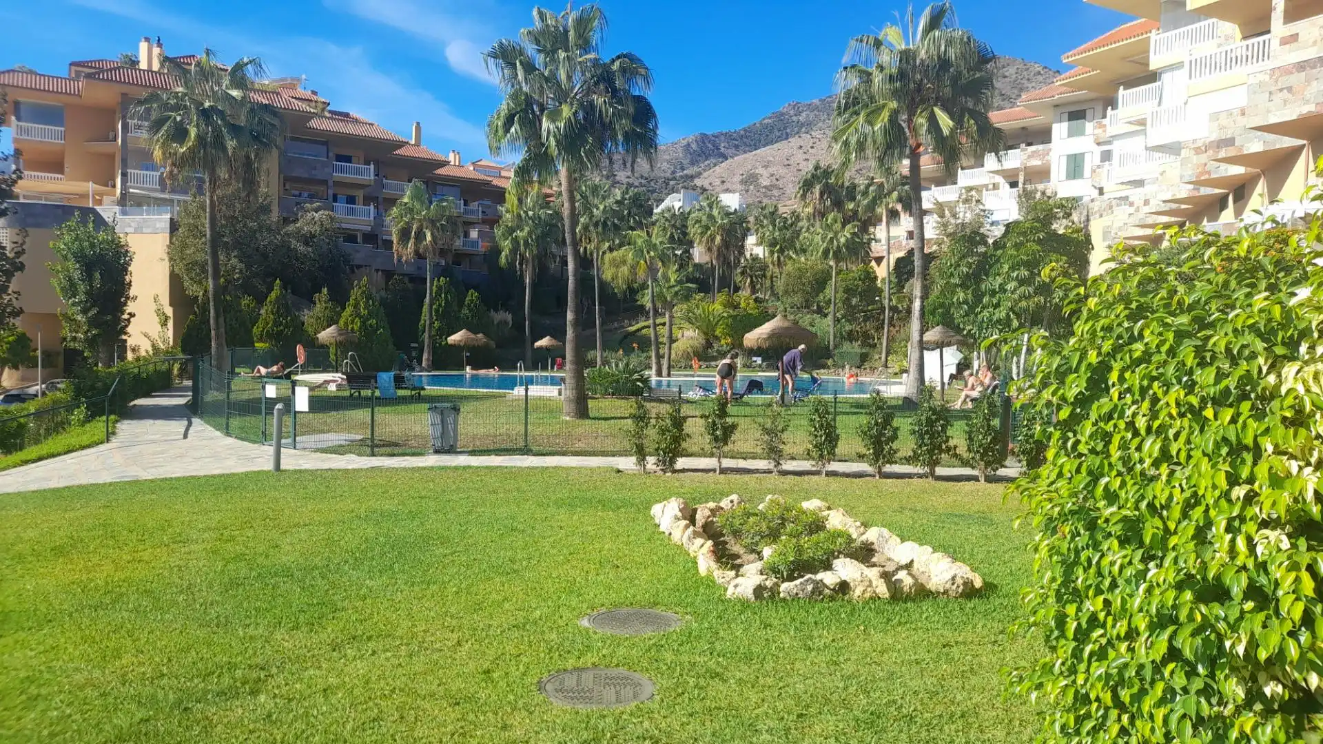 Exterior view of Flat for sale in Benalmádena  with Air Conditioner, Terrace and Storage room