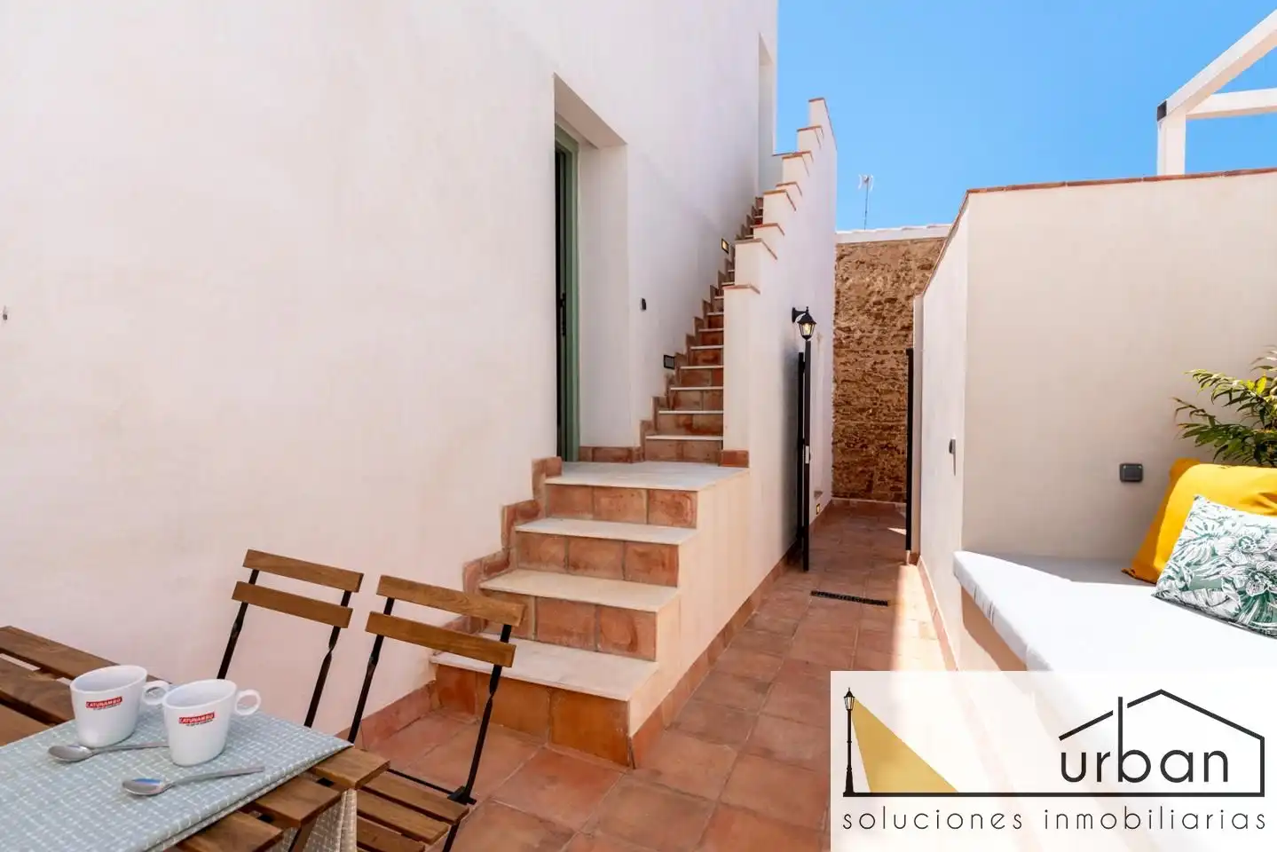 Terrace of Houses for sale in Chipiona  with Private garden