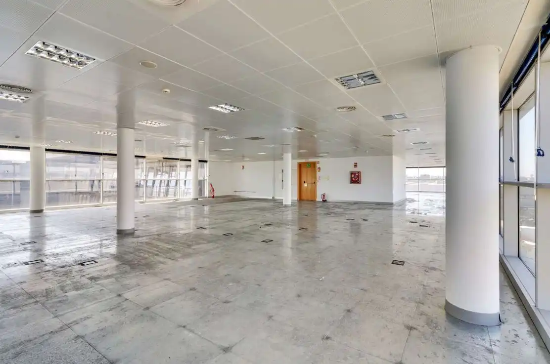 Office space with lift to rent in Avinguda les Garrigues, imagen 3