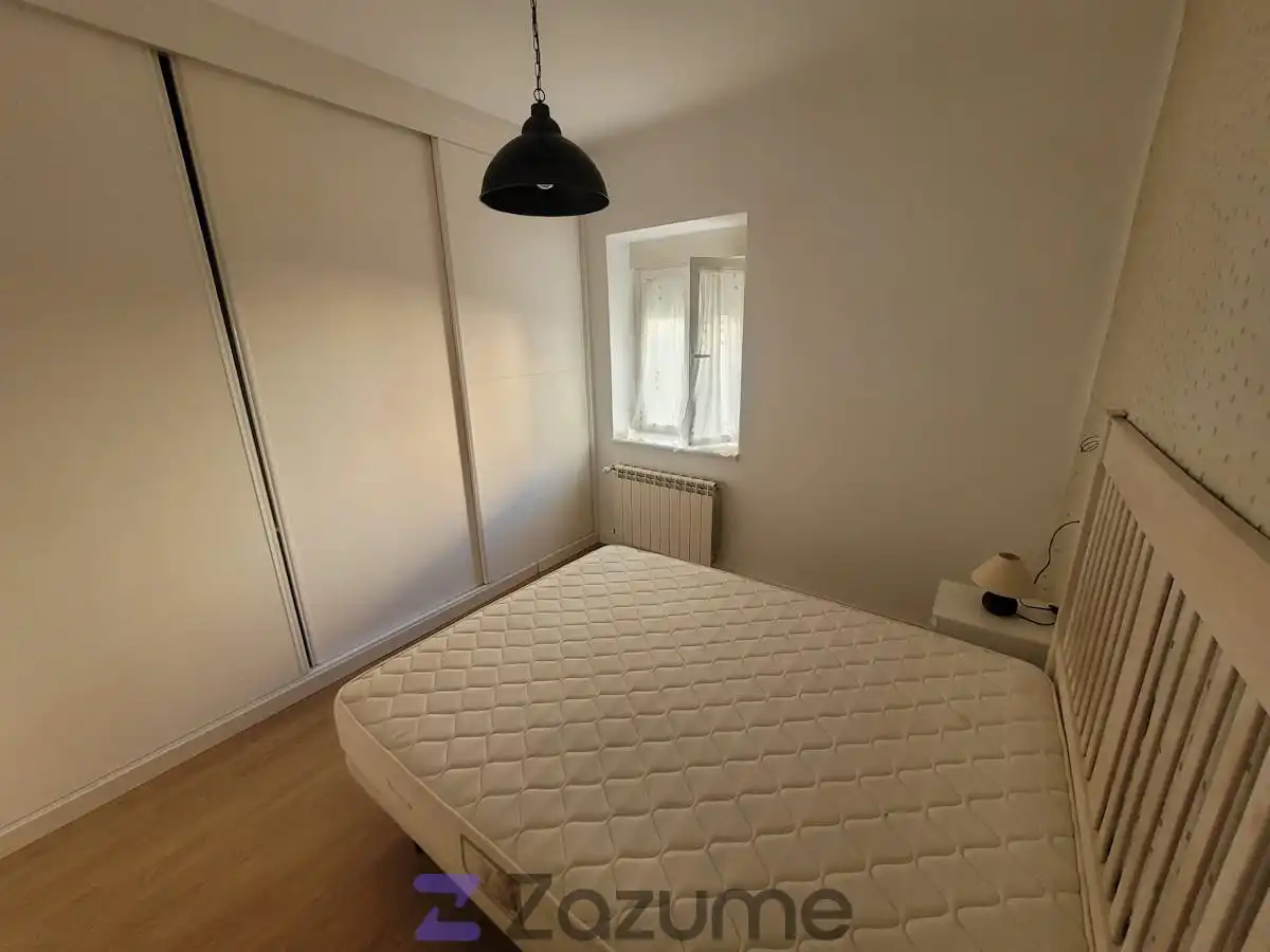 Schlafzimmer von Wohnung zur Miete in Segovia mit Heizung, Parkett und Möbliert