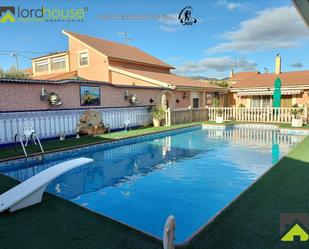 Swimming pool of House or chalet for sale in Lorca