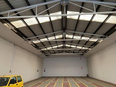 Nave industrial en venta en Palau-solità i Plegamans