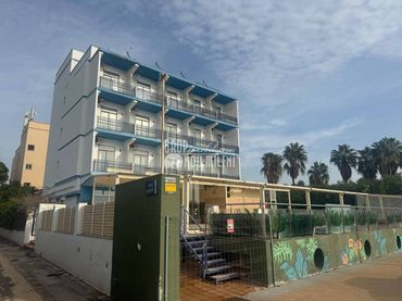Mixt residencial en venda a Avenida Mediterranía