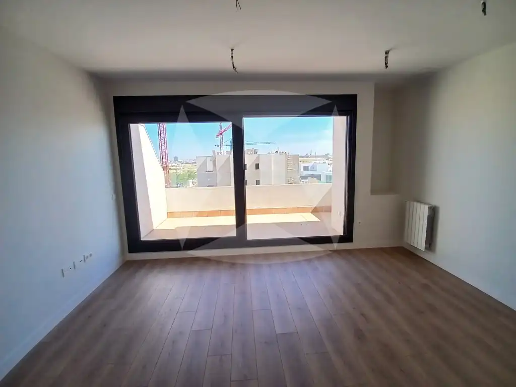 Wohnzimmer von Wohnung zur Miete in Badajoz mit Klimaanlage, Privatgarten und Terrasse